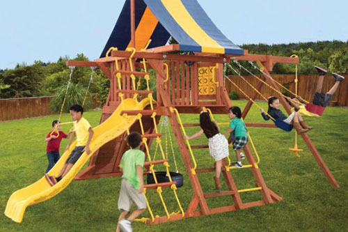 Parrot Island Playcenter w/BYB Tarp and Yellow Wave Slide